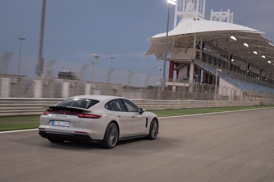  Porsche Panamera GTS (971) 2018 года  (WW) (фото 40 из 42)